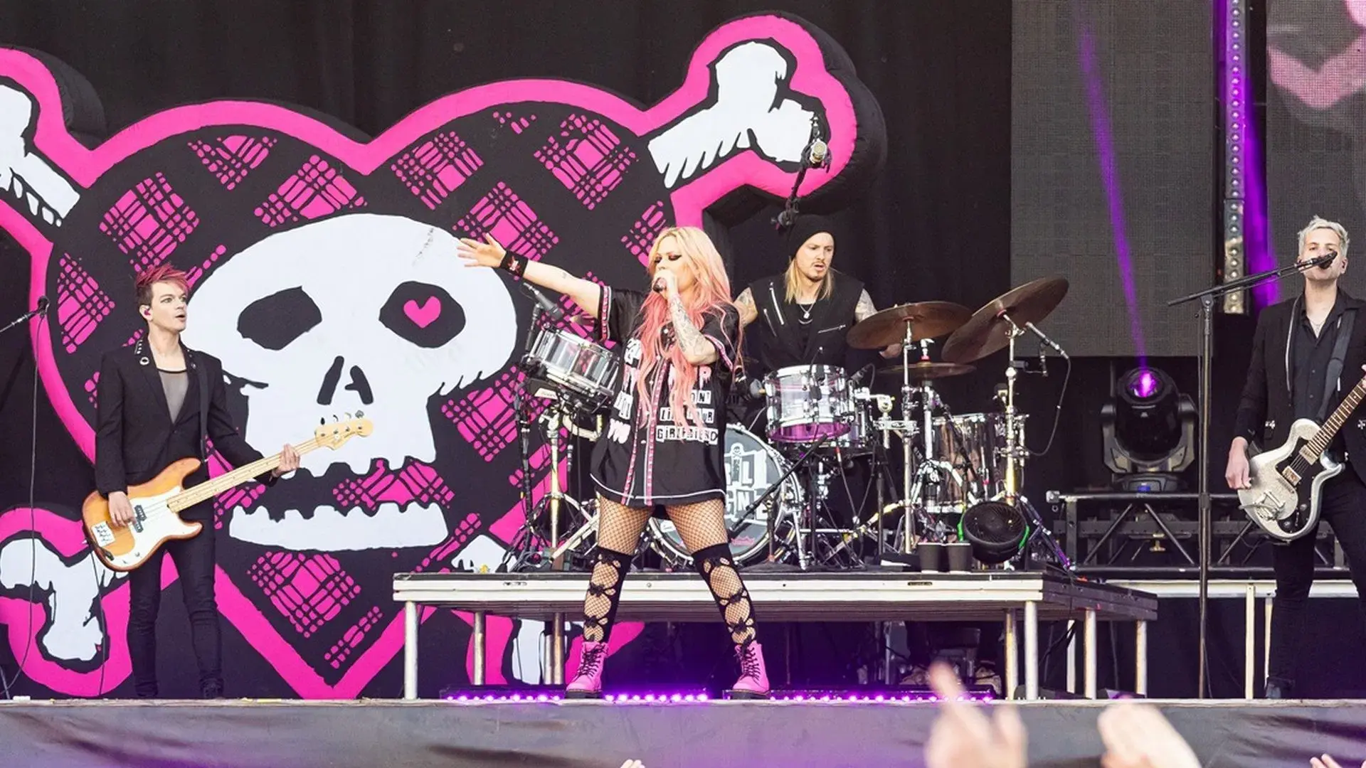 Avril Lavigne en concert au Main Square Festival 2024