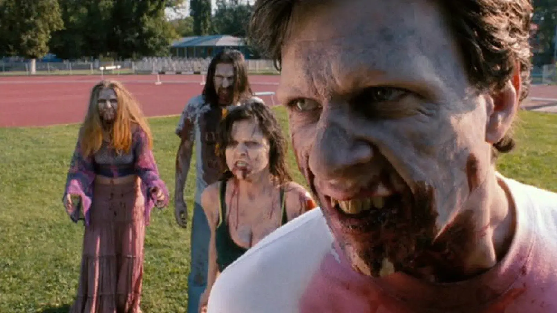 Return of the Living Dead: Rave to the Grave